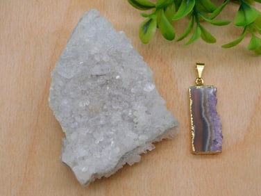 QUARTZ AND AMETHYST STALAGTITE ROCK STONE LAPIDARY SPECIMEN