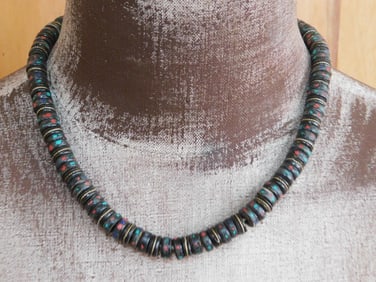 AFRICAN TRADE BEADS ROCK STONE LAPIDARY SPECIMEN