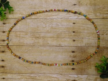 AFRICAN TRADE BEADS ROCK STONE LAPIDARY SPECIMEN