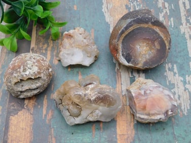 MIXED LOT ROCK STONE LAPIDARY SPECIMEN