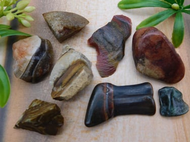 MIXED LOT ROCK STONE LAPIDARY SPECIMEN