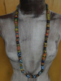 AFRICAN TRADE BEADS ROCK STONE LAPIDARY SPECIMEN