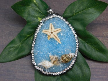 DRUZY SEASCAPE PENDANT ROCK STONE LAPIDARY SPECIMEN