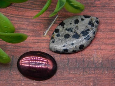 CABOCHONS ROCK STONE LAPIDARY SPECIMEN