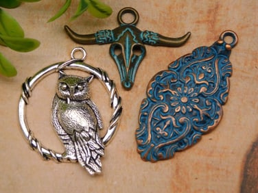 MIXED PENDANTS