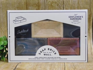 GENTLEMENS HARDWARE SOAP BRICK WALL SET