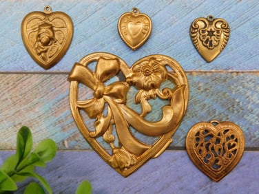 MIXED METAL FINDINGS