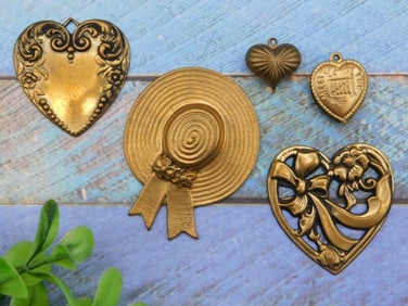 MIXED METAL FINDINGS