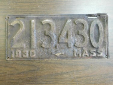 Vintage Antique License Plate 1930 US Mass. Collectible 217