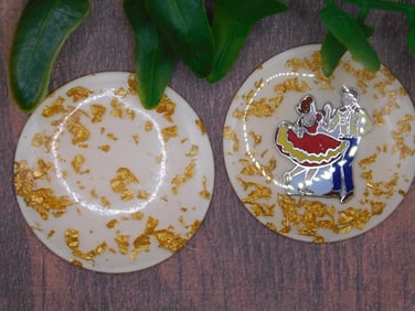 GOLD FLECKED CABOCHONS ROCK STONE LAPIDARY SPECIMEN