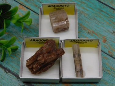 PANASQUIERA MINE PORTUGAL MINERAL ROCK STONE LAPIDARY SPECIMEN