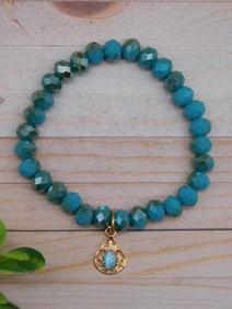 STONE PENDANT ON SPARKLE BEAD BRACELET