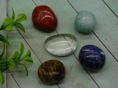 ROCK STONE LAPIDARY SPECIMEN