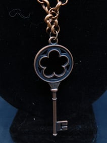 KEY PENDANT ON CHAIN NECKLACE