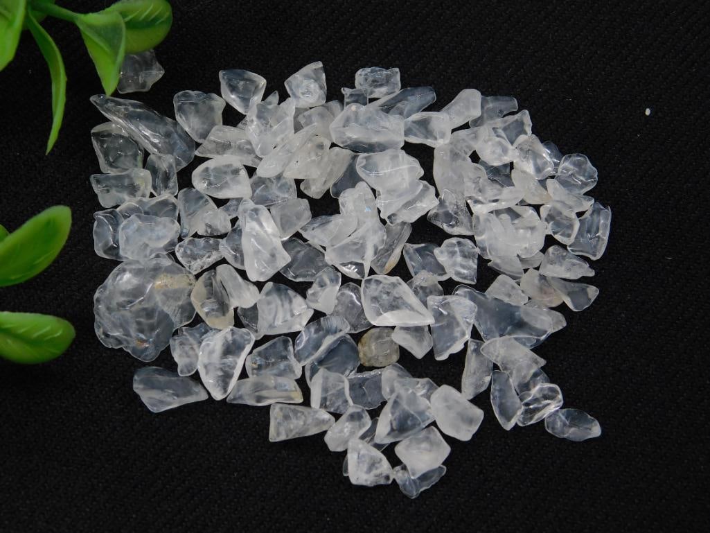 MOONSTONE CHIPS ROCK STONE LAPIDARY SPECIMEN: MOONSTONE CHIPS ROCK STONE LAPIDARY SPECIMEN