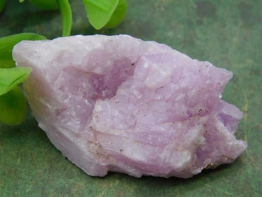 KUNZITE ROCK STONE LAPIDARY SPECIMEN
