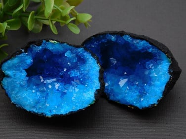 Blue Geodes With Black Exteriors ROCK STONE LAPIDARY SPECIMEN