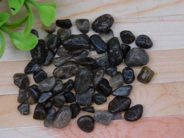 12 Grams of Black Quartz GEMSTONES ROCK STONE LAPIDARY SPECIMEN