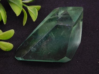 Fluorite ROCK STONE LAPIDARY SPECIMEN