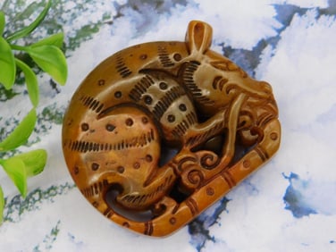 Carved Jade ROCK STONE LAPIDARY SPECIMEN