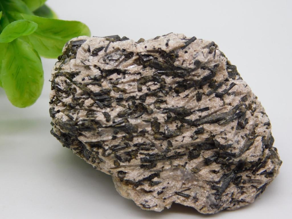 TOURMALINE ROCK STONE LAPIDARY SPECIMEN: TOURMALINE ROCK STONE LAPIDARY SPECIMEN