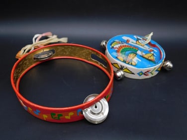 VINTAGE TAMBORINE NOISE MAKER TOYS VINTAGE ANTIQUE
