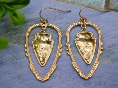 ARROWHEAD EARRINGS