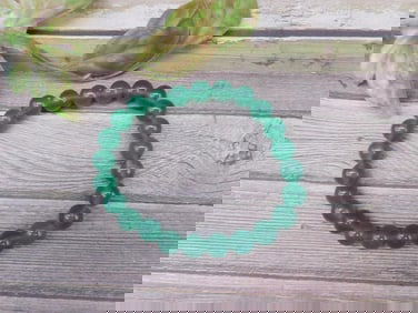 Green Beaded Stretch Bracelet