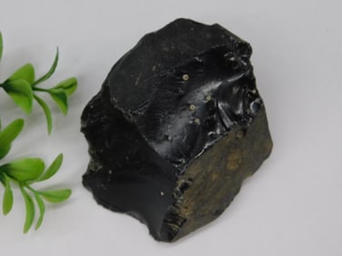 155-Gram Black Obsidian Specimen Rock Stone Lapidary Specimen