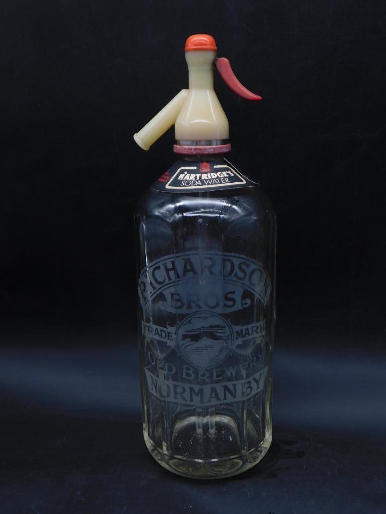 RICHARDSON BROS OLD BREWERY GLASS SELTZER SODA WATER BOTTLE MINERAL SYPHON SIPHON VINTAGE ANTIQUE: RICHARDSON BROS OLD BREWERY GLASS SELTZER SODA WATER BOTTLE MINERAL SYPHON SIPHON VINTAGE ANTIQUE