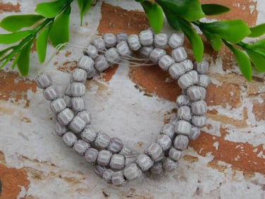 AFRICAN TRADE BEADS ROCK STONE LAPIDARY SPECIMEN