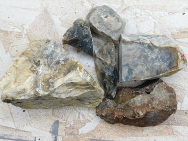 MIXED LOT ROCK STONE LAPIDARY SPECIMEN