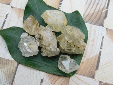 HERKIMER DIAMONDS ROCK STONE LAPIDARY SPECIMEN