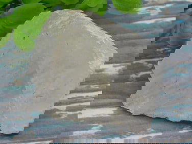 QUARTZ ROCK STONE LAPIDARY SPECIMEN