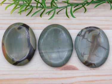 WORRY STONES ROCK STONE LAPIDARY SPECIMEN