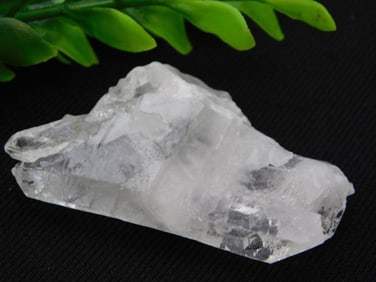 QUARTZ ROCK STONE LAPIDARY SPECIMEN