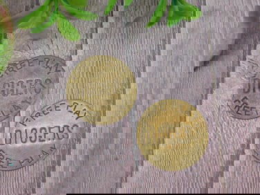 DIGGERS FREE PLAY COINS VINTAGE ANTIQUE