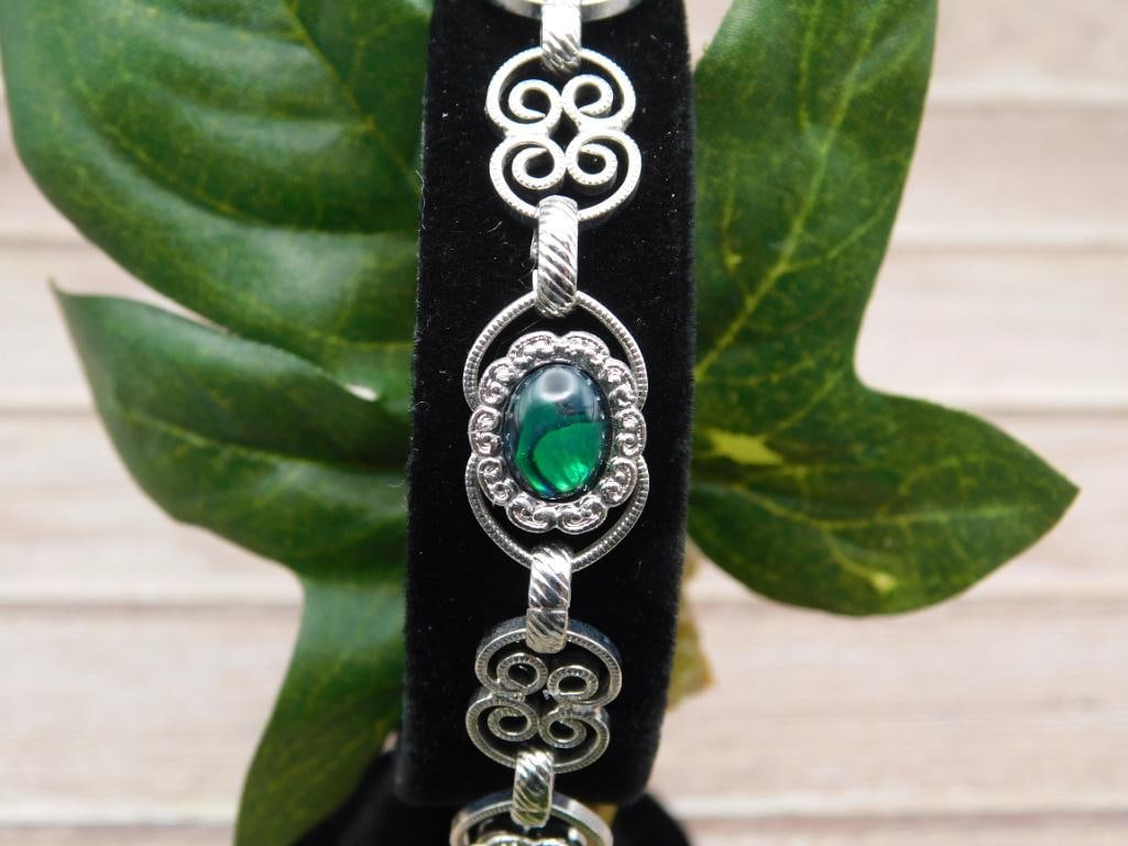 ABALONE STONE BRACELET ROCK STONE LAPIDARY SPECIMEN: ABALONE STONE BRACELET ROCK STONE LAPIDARY SPECIMEN