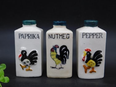 Vintage Ceramic Spice Containers With Rooster Motif