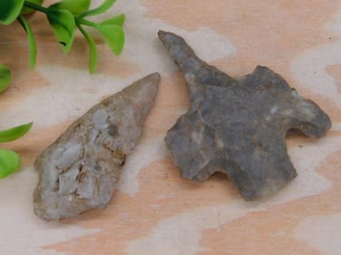 HAND KNAPPED ARTIFACTS ROCK STONE LAPIDARY SPECIMEN