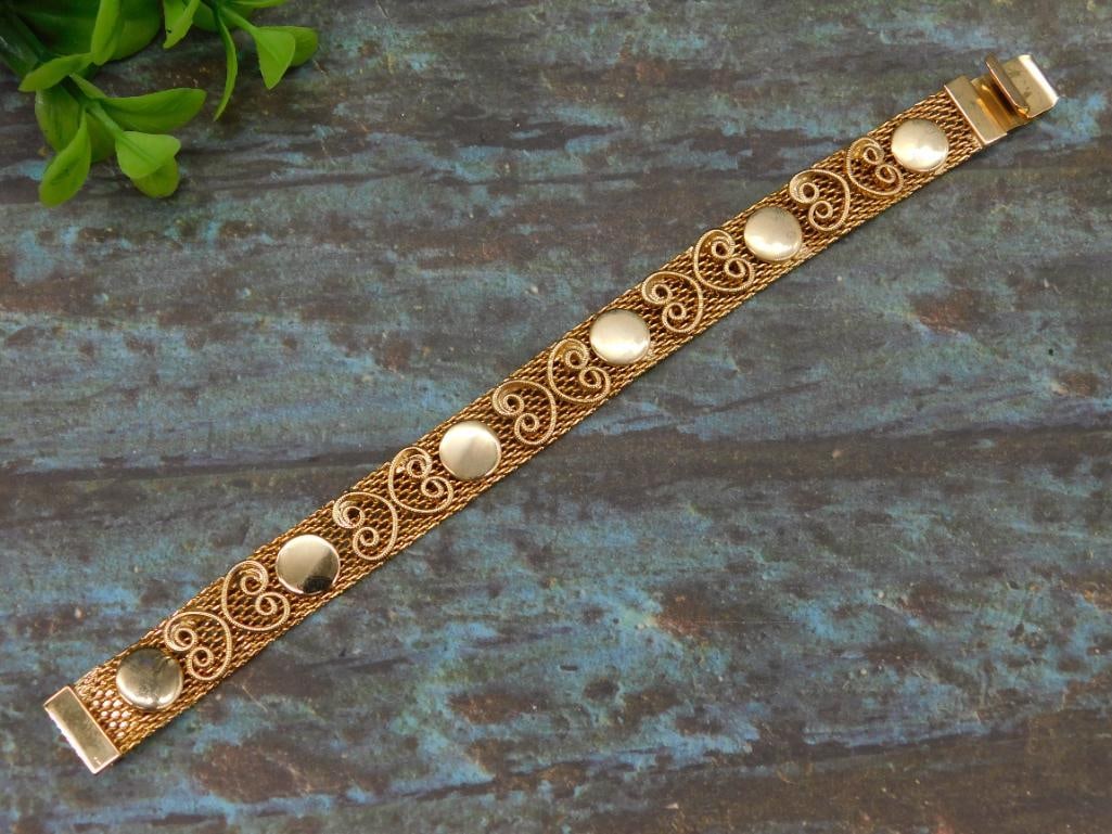 BRACELET: BRACELET