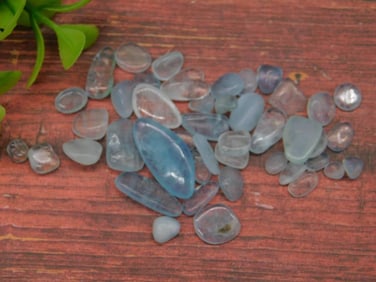 AQUAMARINE ROCK STONE LAPIDARY SPECIMEN