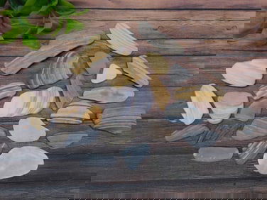 ROCK STONE LAPIDARY SPECIMEN