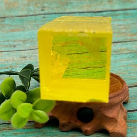 RARE MANHATTAN PROJECT GLASS LEADED FROM THE MANHATTAN PROJECT WORLD WAR II WW2 804 GRAMS