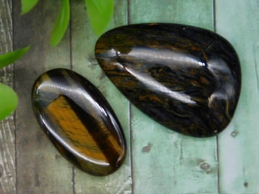 CABOCHONS ROCK STONE LAPIDARY SPECIMEN