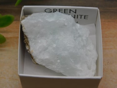 GREEN ARAGONITE ROCK STONE LAPIDARY SPECIMEN