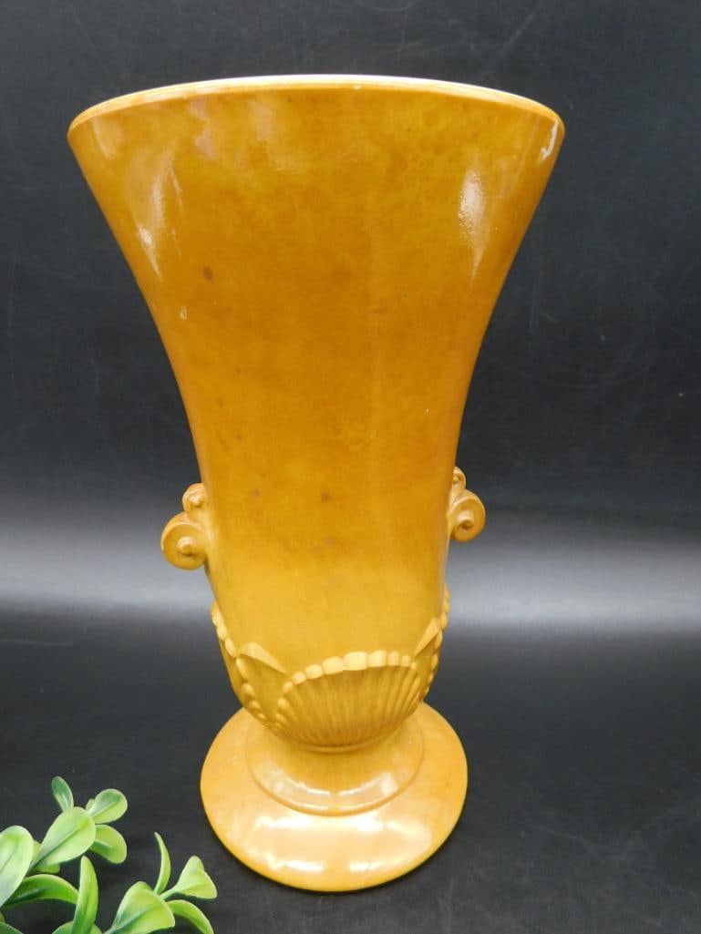 ANCHOR HOCKING FIRE KING GOLD VITROCK SEASHELL VASE VINTAGE ANTIQUE: ANCHOR HOCKING FIRE KING GOLD VITROCK SEASHELL VASE VINTAGE ANTIQUE
