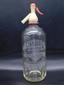 RARE RICHARDSON BROS VINTAGE GLASS SELTZER SODA BOTTLE SIPHON WATER MINERAL MID-CENTURY ANTIQUE
