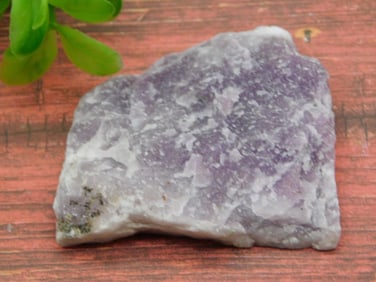 AMETHYST ROCK STONE LAPIDARY SPECIMEN