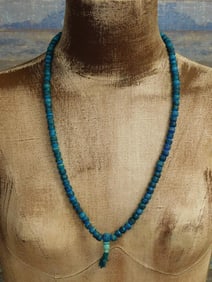 AFRICAN TRADE BEADS ROCK STONE LAPIDARY SPECIMEN